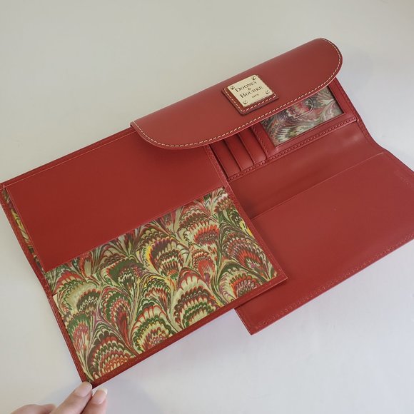Dooney & Bourke Red Smooth Leather Trifold Clutch Checkbook Wallet 2 pc Set - Picture 5 of 11
